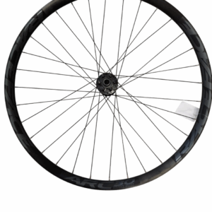 Roue avant DT SWISS Race Face ARC30